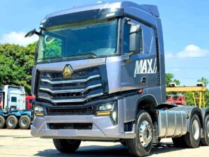 Alternative view of Howo max 440